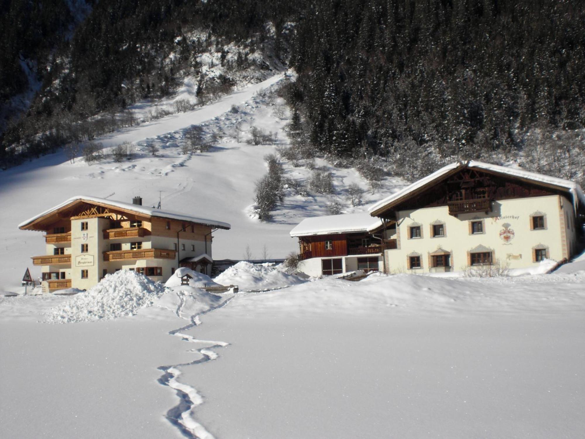 Alfaierhof-Bergheimat Hotel Gschnitz Exterior photo